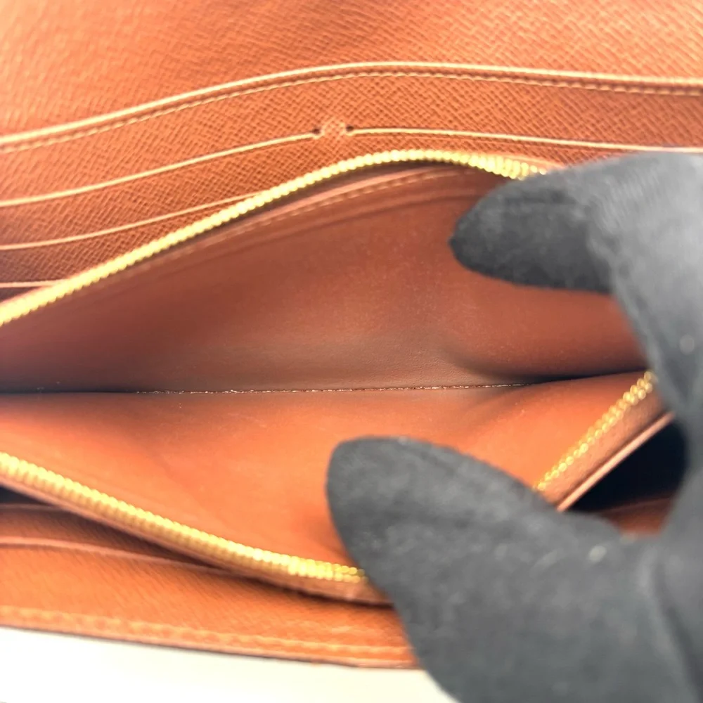 Louis‎ Vuitton Brown Monogram Leather Wallet